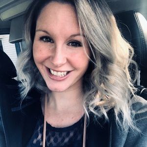 Meet your Posher, Carly